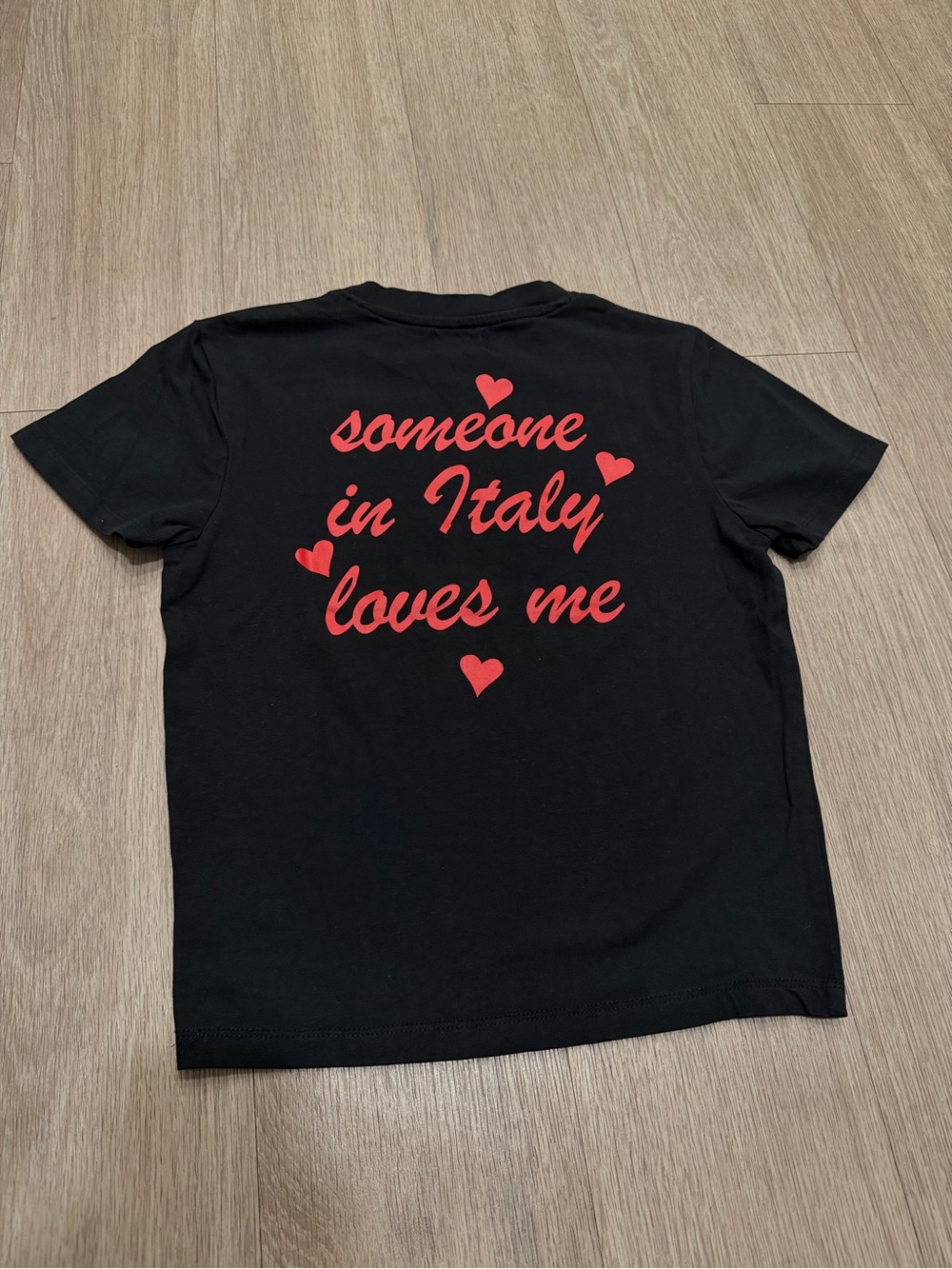 Dark Navy Tee « Someone in Italy Loves Me" Script